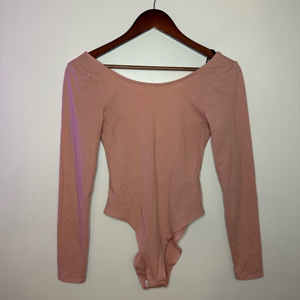 Woman H&M Swoop Neck Body Suit